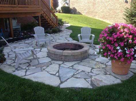 Outdoor Fire Pits and Fire Pit Safety | Fire pit landscaping, Fire pit backyard, Outdoor fire 
