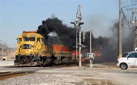 Pin By Tim Fuzzy Smith On 01 Trains And Railroad Train Railroad