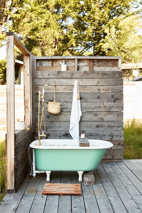 42 Awesome Outdoor Bathroom Ideas BESTHOMISH