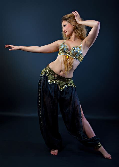 3 Easy Steps To Make A Gorgeous Belly Dance Costume At Home Dance Poise