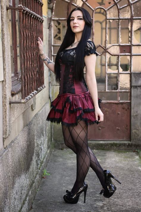Pin By Miguel Aviles On Super Sexy Women Gothic Outfits Gothic