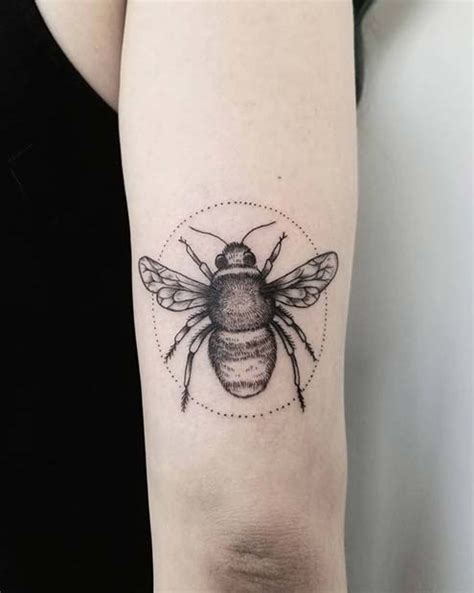 41 Cute Bumble Bee Tattoo Ideas For Girls Stayglam