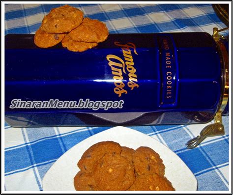 Resepi biskut chocolate chip ala famous amos. SinaranMenu: Biskut Donut / Chocolate Chips Cookies