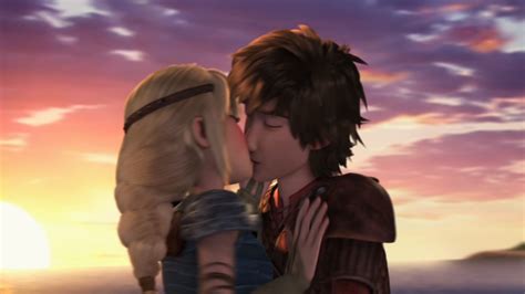 Image Hiccup And Astrid Kissing Mi Amore 3 How To Train Your