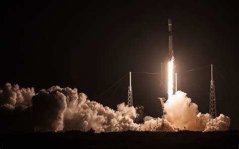 Spacex Launch First 60 Starlink Satellites Aboard Flight Proven Falcon 9