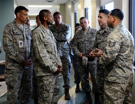 18th Air Force Commander Shares Leadership Perspectives With Macdill