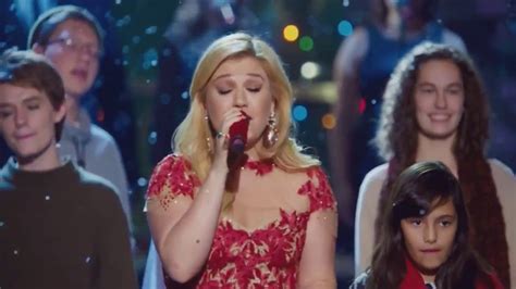 Kelly Clarkson Underneath The Tree Cautionary Christmas Music Tale Youtube