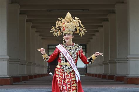 What Makes Indonesian Traditional Clothing Unique Vietjet Air
