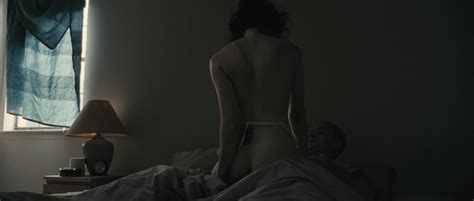 Naked Jena Malone In The Messenger