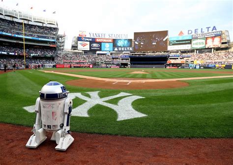 Robot Umpires To Call Balls And Strikes In Mlb Spring Training A
