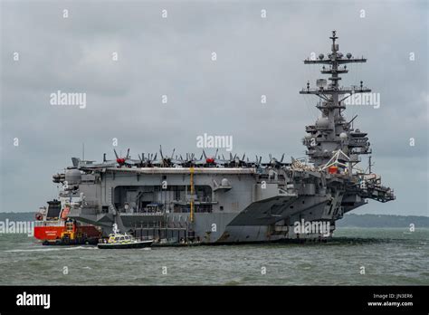 Us Navy Nuclear Powered Warship The Aircraft Carrier Uss George H W