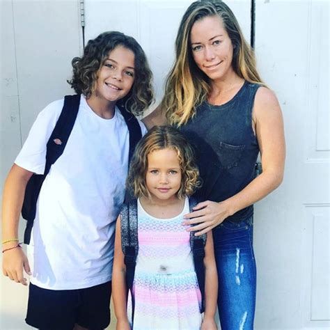 Kendra Wilkinson Has A New Series ‘kendra Sells Hollywood For Her New Real Estate Passion