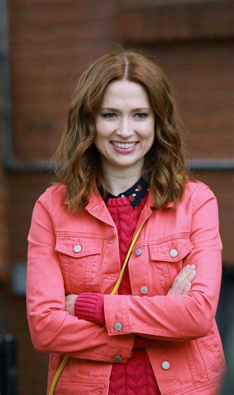Ellie kemper, star of netflix's (nflx) unbreakable kimmy schmidt, has some surprising career (and life) advice: ELLIE KEMPER on the Set of Unbreakable Kimmy Schmidt in ...