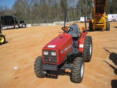 Massey Ferguson 1428v 4x4 Farm Tractor