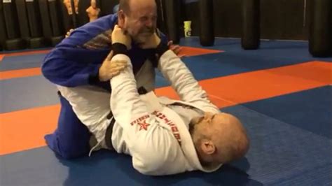 5 Bjj Gi Chokes That Are Super Easy To Learn And Apply Youtube