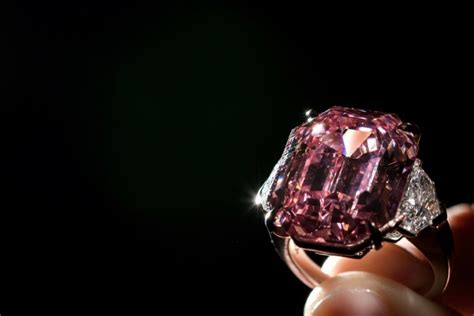 Incomparable 50 Mn Pink Diamond Smashes Record At Geneva Auction