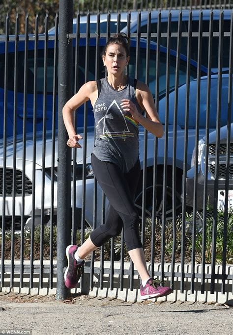 Teri Hatcher Shows Off Her Toned Physique In Tight Leggings During