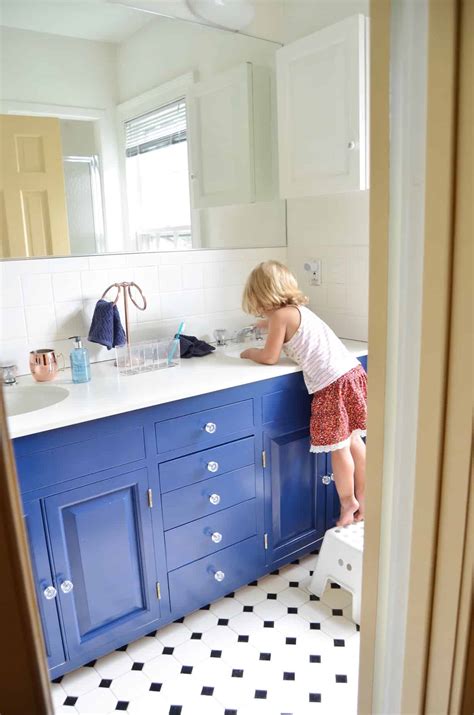 Shop wayfair for all the best 48 inch blue bathroom vanities. Navy Blue Vanity Makeover - At Charlotte's House