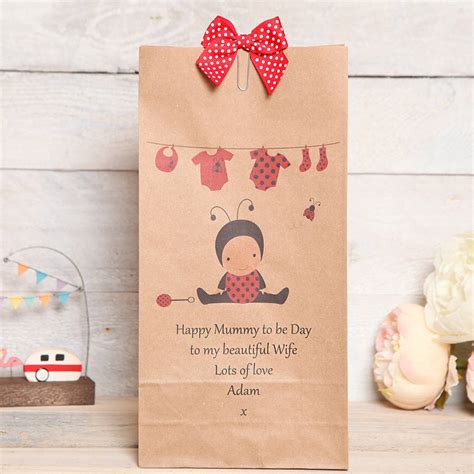 Find the perfect christmas gift for everyone on your list in 2021, no matter your budget. mum to be, new mum personalised gift bag by red berry ...