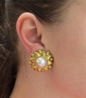 18k Hammered Gold Large Pearl Sunflower Earrings
