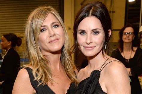 How Jennifer Aniston And Courteney Cox Have Remained Friends For