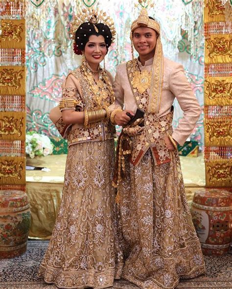 Baju Pernikahan India Tradisional Desain Baju Modern