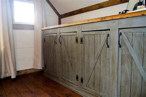 Barnwood Cabinet Doors Inspirational Easy Diy Barn Door Tutorial From