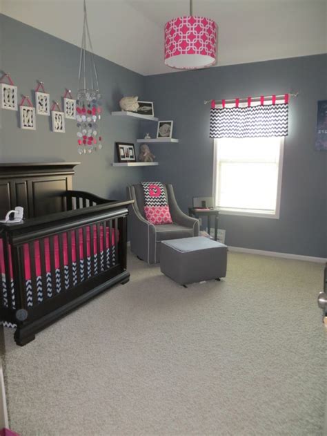 Babyzimmer für mädchen einrichten kann einem nur spaß bereiten. Moderne und wunderschöne Babyzimmer Dekoration!