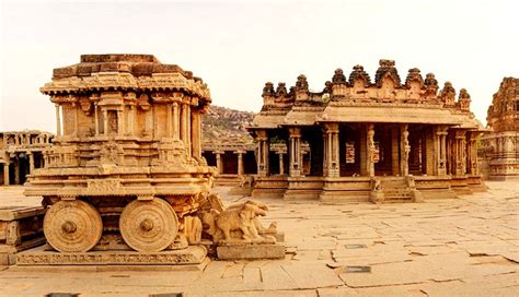 6 Famous Historical Monuments To Visit In Karnataka