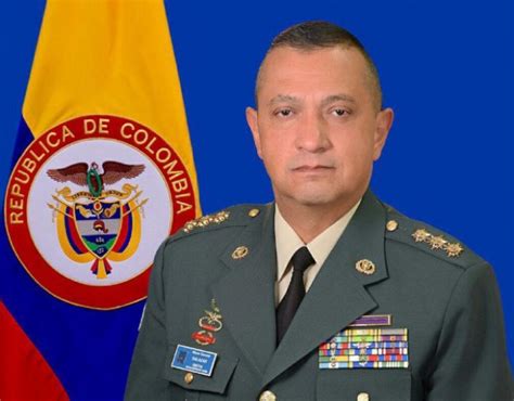 Anonymous se atribuyó el hackeo a la página del ejército nacional. Manizaleño el General Juan Carlos Salazar, nuevo jefe de ...