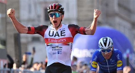 Sergio Higuita El Mejor Colombiano En El Giro De Lombardía Que Ganó El