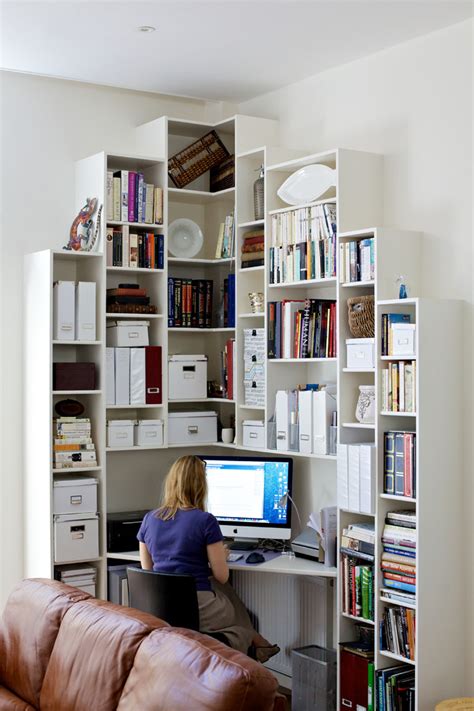 A small home office is the perfect choice if you're short on space and work from home. 57 Cool Small Home Office Ideas - DigsDigs