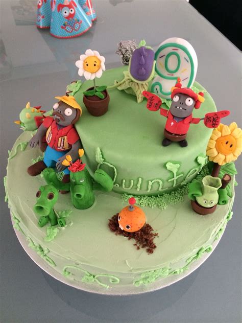 I love plants vs zombies so i had so much fun with this cake! Plants vs Zombies Birthday cake | Invitaciones de toy story, Invitaciones, Toy story
