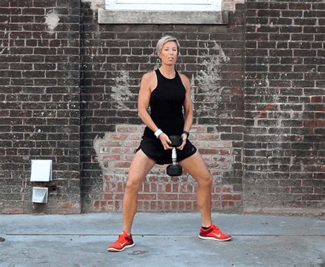 Steal This Leg Workout From Carrie Underwoods Trainer Fit Girl