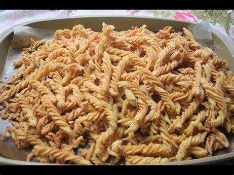 Membuat kue untuk hidangan tamu yang berkunjung di rumah atau kue dari tepung beras selanjutnya adalah kue serabi solo. Kue Kering Kecipir Dari Tepung Beras Enak Gurih Renyah ...