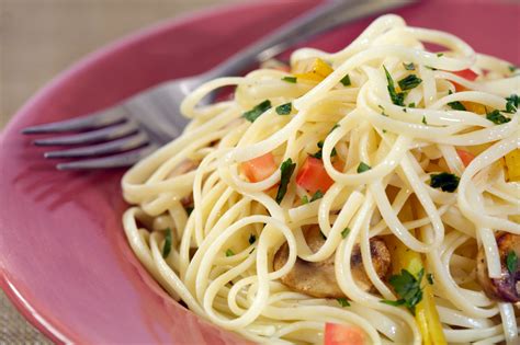 Get recipes like chicken scampi with angel hair pasta, classic pasta primavera and angel hair pasta with garlic, herbs, and parmesan from simply recipes. Vegan Pasta Primavera Recipe With Angel Hair Pasta