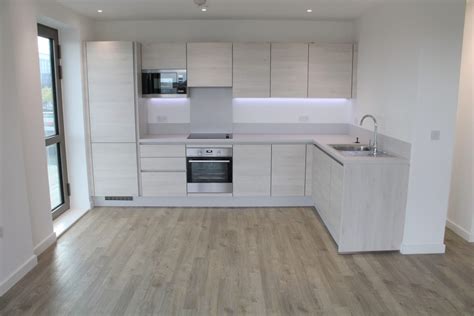 2 Bedroom Flat To Rent Wembley Ha9 Veezed Residential