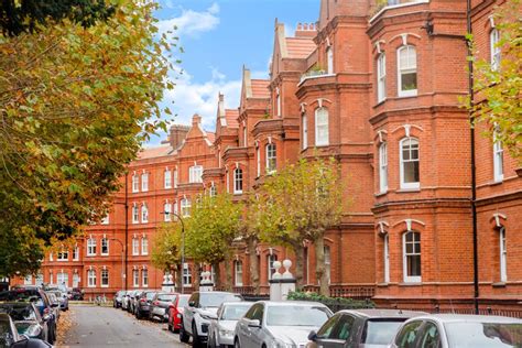 Flat For Sale In Queens Club Gardens London W14 Flh012178635