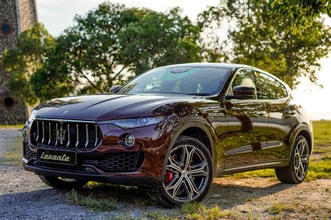 Topgear 2019 Maserati Levante S Review Maser Of Disguise