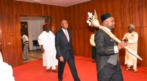 Someone Stole The Nigerian Senates Ceremonial Golden Mace The Native