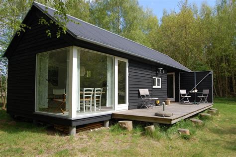The Længehuset A Modular Vacation House From Denmark With 2 Bedrooms