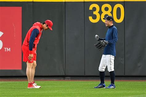 Shohei Ohtani Se Reencuentra Con Ichiro Suzuki Hace Reverencia Y