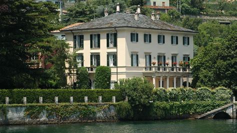 A Look Inside George Clooneys Mansion On Lake Como Italy
