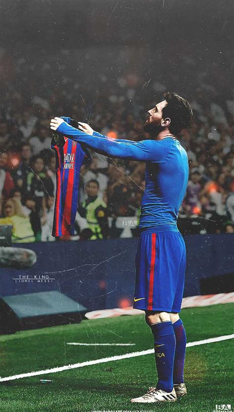 30 Messi Holding Shirt Wallpaper 4k Với độ Phân Giải 3840x2160