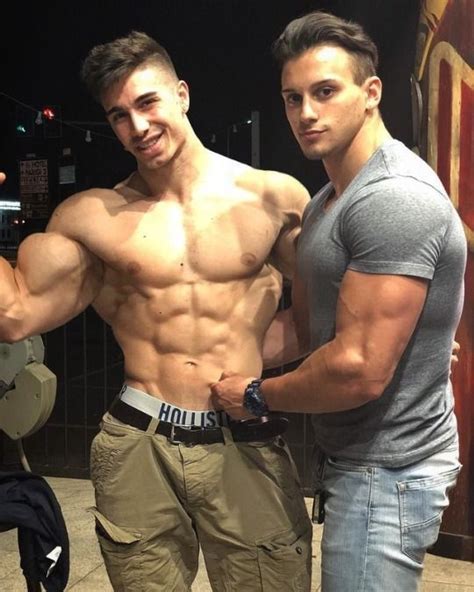 Muscle Hunks Men S Muscle Big Biceps Big Muscles Muscular Men Shirtless Men Gay Couple