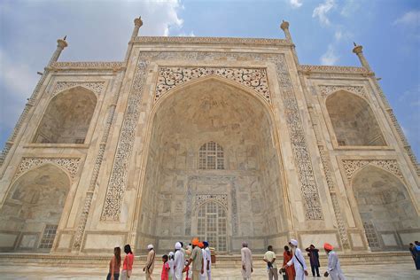 History Of The Taj Mahal The Crown Jewel Of India