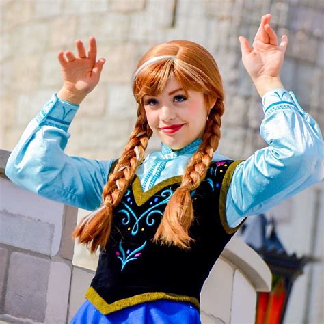 Anna Frozen Disney Face Characters Disneyland Face Characters Anna