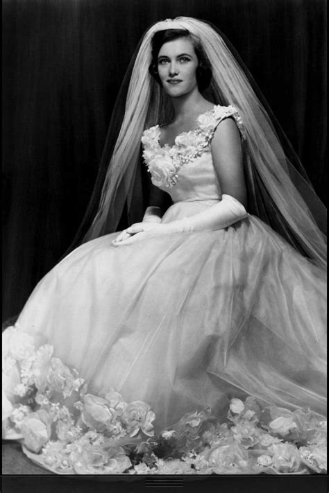 1960 S Wedding Dress Amazing 1960s Wedding Dresses Antique Wedding Dresses Wedding Gowns