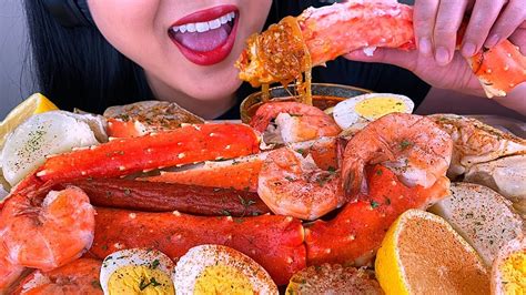 Asmr Mukbang Giant Seafood Boil King Crab Shrimp Butter Sauce No Talking Asmr Phan