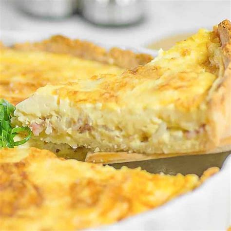 The Best Keto Quiche Recipe With A Low Carb Crust